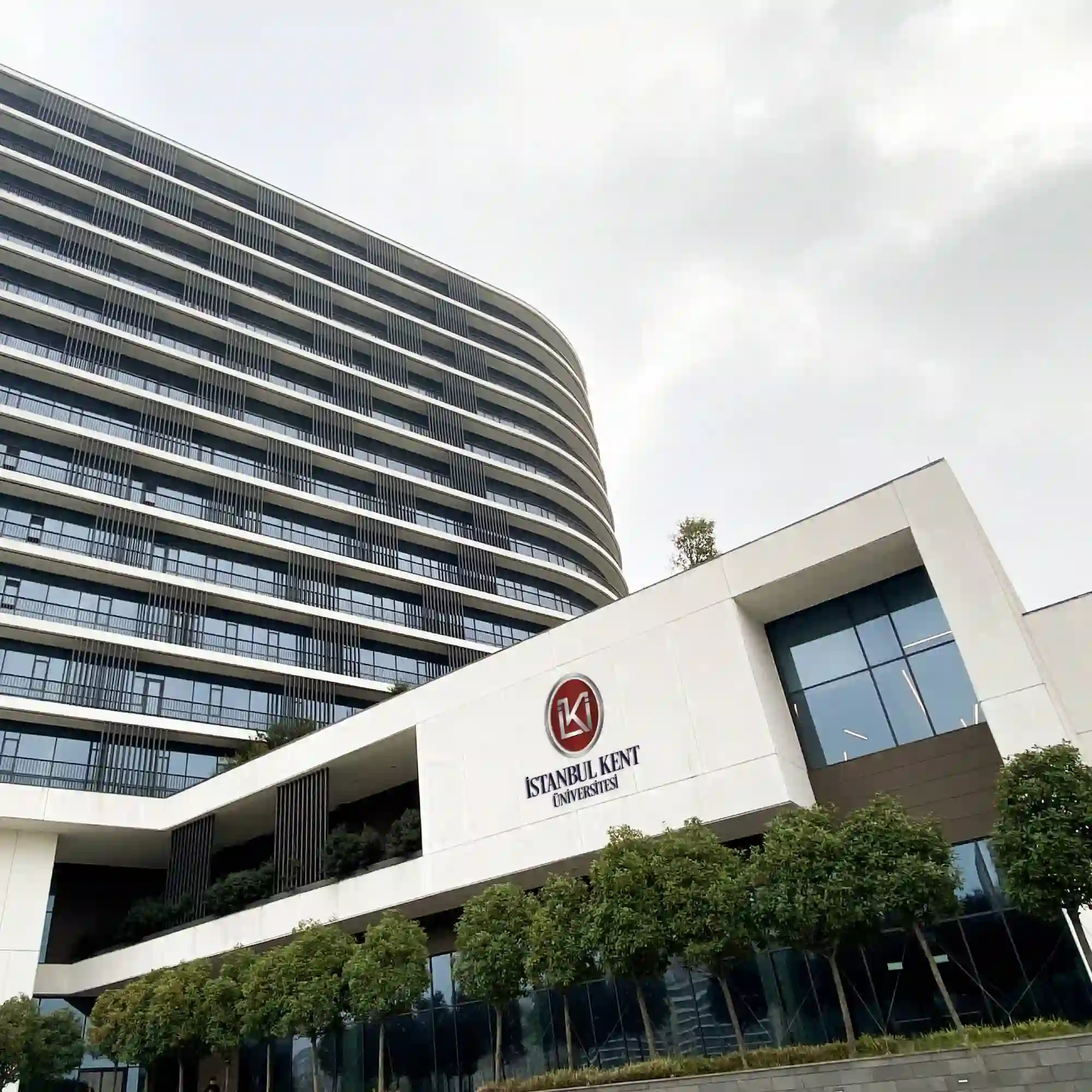 İSTANBUL KENT UNİVERSİTETİ